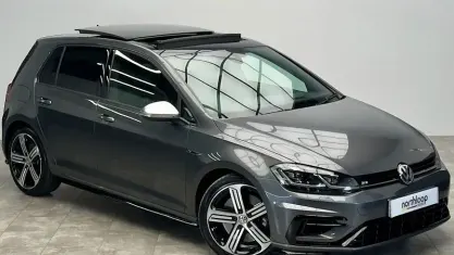 Begagnad VW Golf VII R 300 HK (220 kW) 2019 Grå Halvkombi