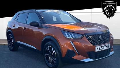 Używany Peugeot 2008 GTi 131 KM (96 kW) 2023 Pomarańczowy SUV