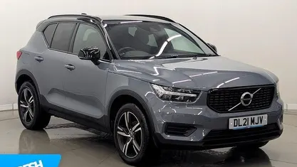 Used Volvo XC40 R-Design 163 HP (119 kW) 2021 SUV