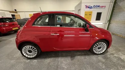 Used Fiat 500 Lounge 69 HP (50 kW) 2019 Red Hatchback