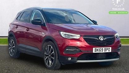 Używany Vauxhall Grandland X Ultimate 300 KM (220 kW) 2020 Czerwony SUV