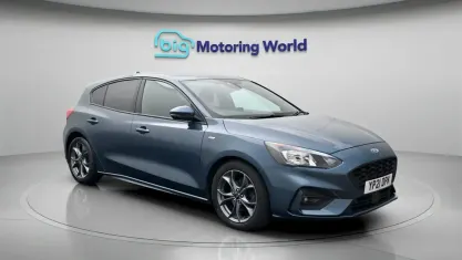Used Ford Focus ST-Line 125 HP (91 kW) 2021 Blue Hatchback