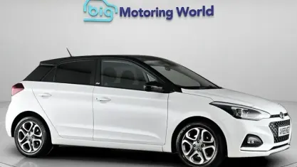Used Hyundai i20 101 HP (74 kW) 2020 White Hatchback