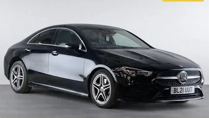 Used Mercedes CLA220 AMG Line Premium Plus 190 HP (139 kW) 2022 Sedan