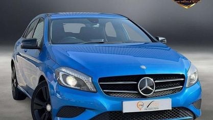Begagnad Mercedes A180 109 HK (80 kW) 2013 Halvkombi