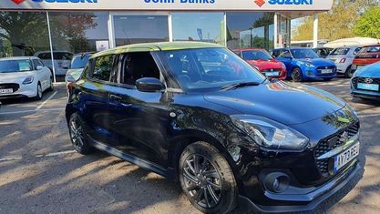 Używany Suzuki Swift SZ-T 83 KM (61 kW) 2023 Czarny Hatchback