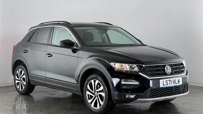 Used 2021 VW T-Roc Active SUV | £17,100 (Fair price)