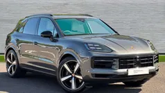 Used 2025 Porsche Cayenne SUV | £89,990 (Fair price)