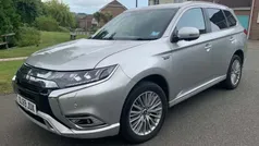 Used 2019 Mitsubishi Outlander P-HEV Estate | £15,999 (Fair price)