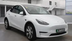 White Used 2022 Tesla Model Y Long Range AWD SUV | £23,499 (Fair price)