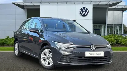 Used VW Golf VIII Life 131 HP (96 kW) 2023 Grey Hatchback