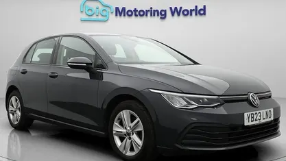 Used VW Golf VIII Life 131 HP (96 kW) 2023 Hatchback