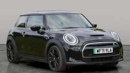 Used Mini Cooper Level 2 135 kW (184 HP) 2023 Hatchback