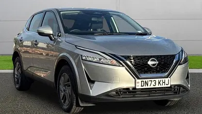 Silver Used 2023 Nissan Qashqai Acenta Premium SUV | £15,999 (Fair price)