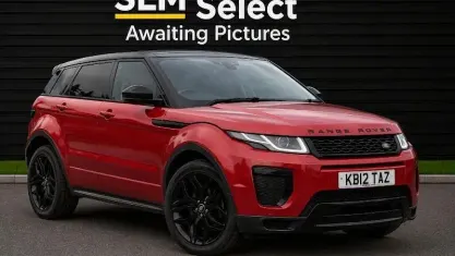 Used Land Rover Range Rover evoque HSE Dynamic 179 HP (131 kW) 2017 Red Hatchback