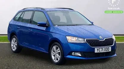 Used Skoda Fabia SE 95 HP (69 kW) 2021 Blue Estate