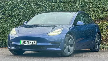 Used Tesla Model 3 Standard Range 366 kW (498 HP) 2021 Sedan
