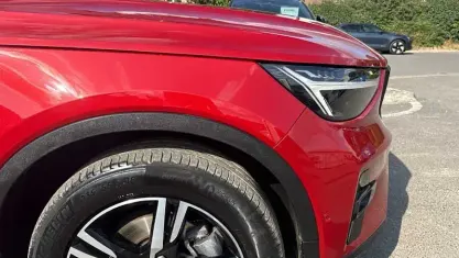 Used Volvo XC40 Plus 163 HP (119 kW) 2024 Red SUV