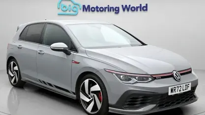 Second-hand VW Golf VIII GTI 300 CP (220 kW) 2024 Hatchback