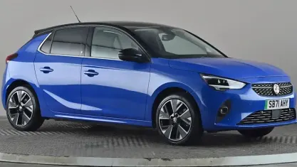 Używany Vauxhall Corsa-e Elite 100 kW (136 KM) 2022 Hatchback