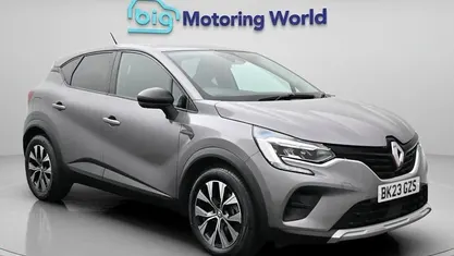 Used Renault Captur Evolution 143 HP (105 kW) 2023 Grey SUV