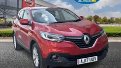 Red Used 2017 Renault Kadjar Dynamique SUV | £7,490 (Fair price)