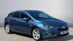 Used 2017 Vauxhall Astra SRi Hatchback | £5,472 (Fair price)