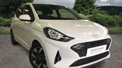 White Used 2023 Hyundai i10 Advanced Hatchback | £14,195 (Fair price)