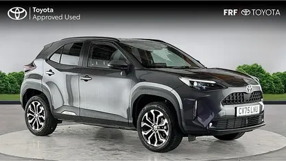 New Toyota Yaris Hybrid Design 131 HP (96 kW) 2025 Estate