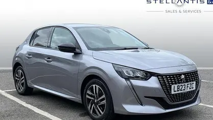Used Peugeot 208 Allure+ 102 HP (75 kW) 2023 Grey Hatchback
