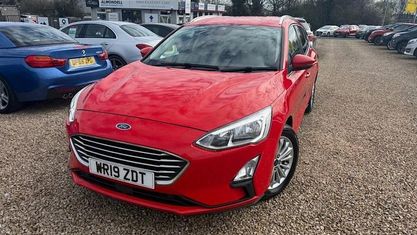 Usado Ford Focus Titanium 125 HP (91 kW) 2019 Vermelho Carrinha