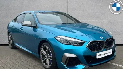 Begagnad BMW M235 Comfort Edition 306 HK (225 kW) 2023 Blå Sportkupé