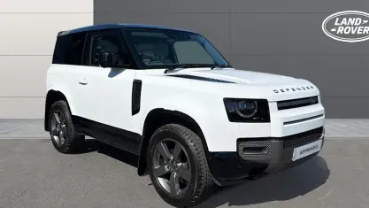 Used Land Rover Defender SE Dynamic 249 HP (183 kW) 2025 White SUV