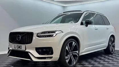 Used Volvo XC90 R-Design Pro 235 HP (172 kW) 2020 SUV
