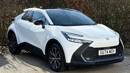 Used Toyota C-HR Design 223 HP (164 kW) 2026 SUV