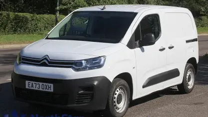 Used Citroën Berlingo 102 HP (75 kW) 2023 White MPV