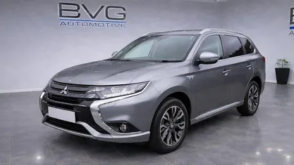 Used Mitsubishi Outlander P-HEV 203 HP (149 kW) 2016 Estate