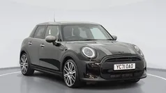 Black Used 2021 Mini Cooper Exclusive Hatchback | £17,199 (Fair price)