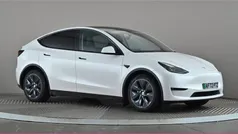 White Used 2022 Tesla Model Y Long Range SUV | £26,697 (Good price)