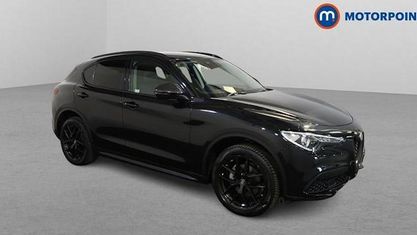 Begagnad Alfa Romeo Stelvio 200 HK (147 kW) 2019 Svart SUV
