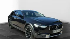 Black Used 2020 Volvo V90 CC Plus Estate | £23,495 (Fair price)