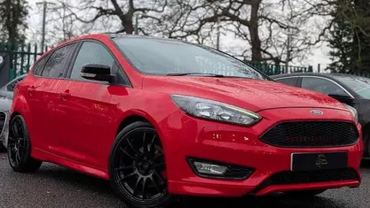 Used 2016 Ford Focus Zetec Hatchback | £6,988 (Fair price)