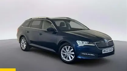 Gebraucht Skoda Superb SE Technology 150 PS (110 kW) 2022 Blau Kombi