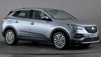 Usado Vauxhall Grandland X Business Edition 131 HP (96 kW) 2021 SUV