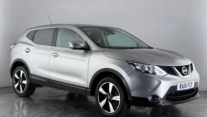 Used Nissan Qashqai N-Connecta 163 HP (119 kW) 2016 SUV