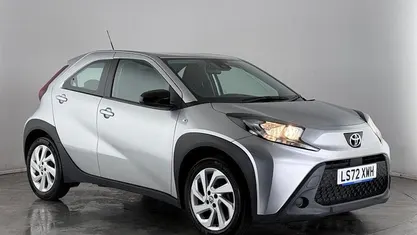 Used Toyota Aygo X PURE 72 HP (52 kW) 2025 SUV