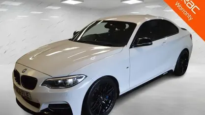 Used BMW M235 Comfort Edition 326 HP (239 kW) 2014 White Coupe