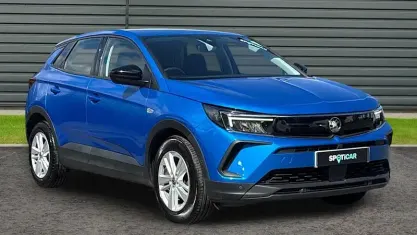 Used Vauxhall Grandland X Design Edition 131 HP (96 kW) 2022 Blue SUV