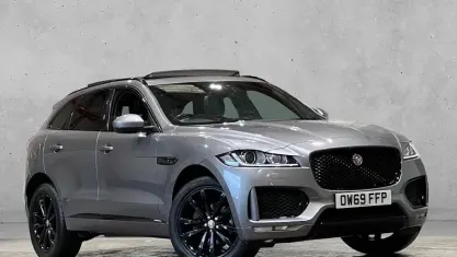 Used Jaguar F-Pace Chequered Flag 180 HP (132 kW) 2020 Grey SUV