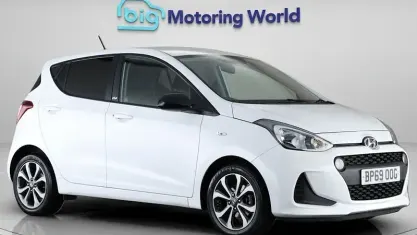 Used Hyundai i10 67 HP (49 kW) 2019 White Hatchback